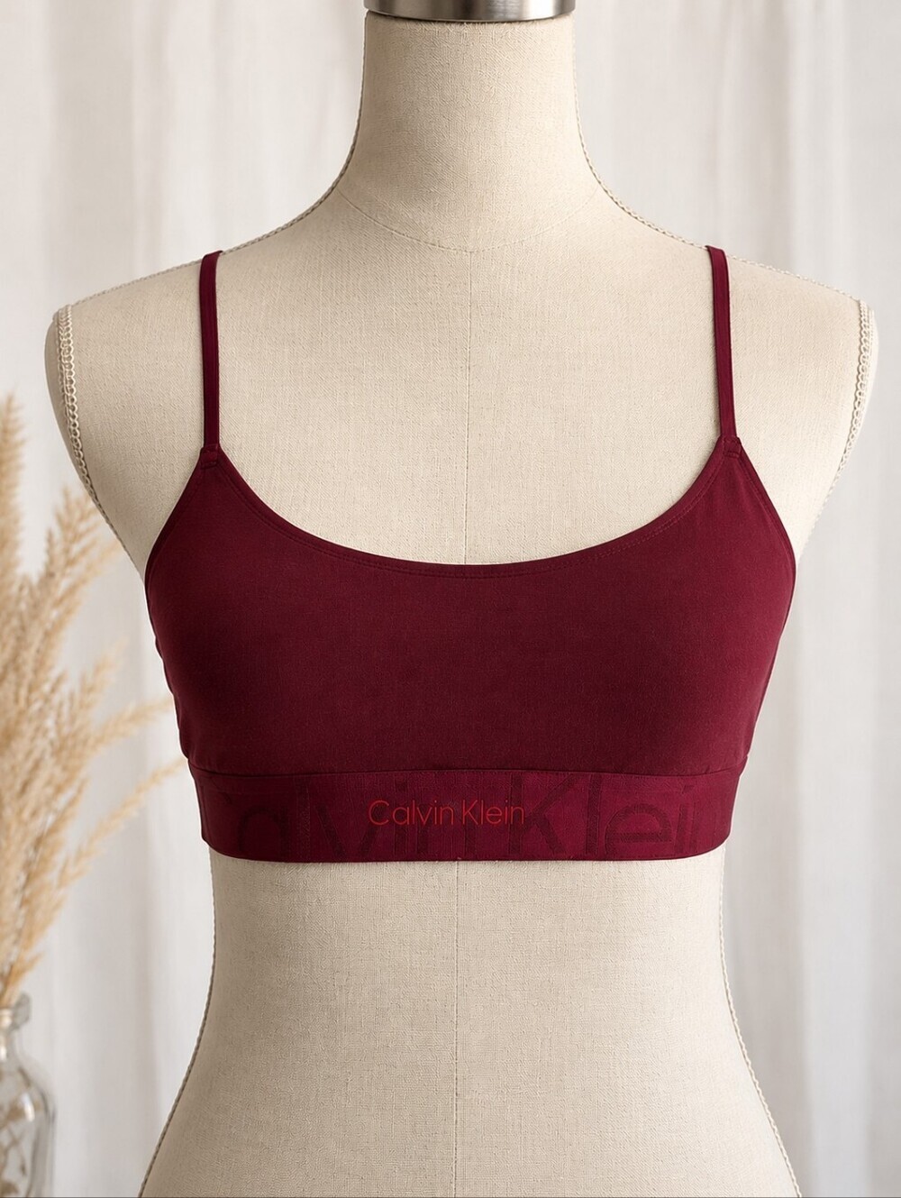 CALVIN KLEIN BURGUNDY TOP SIZE SMALL